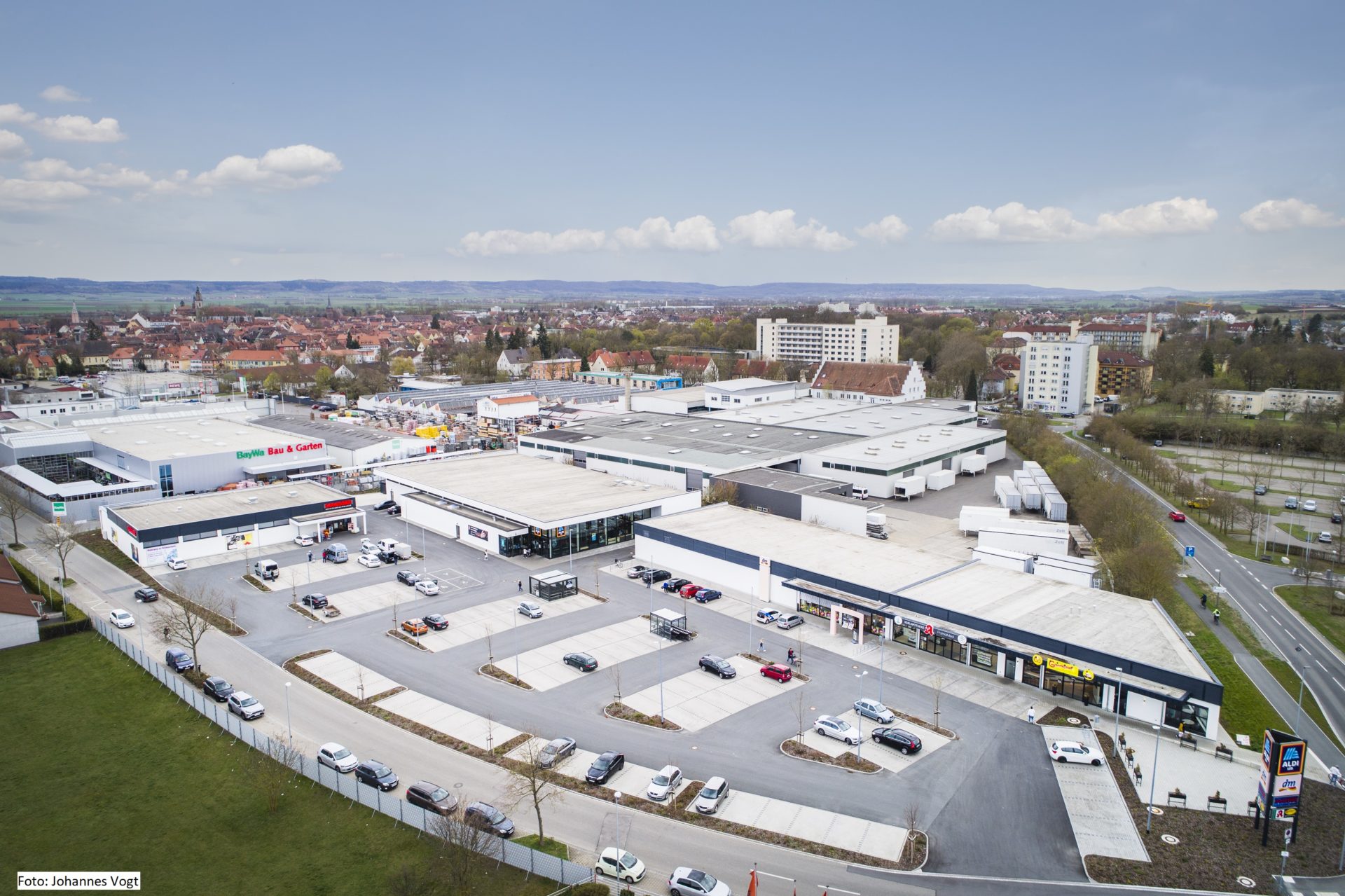 Neubau Fachmarktzentrum in Bad Windsheim / Eröffnung Apotheke